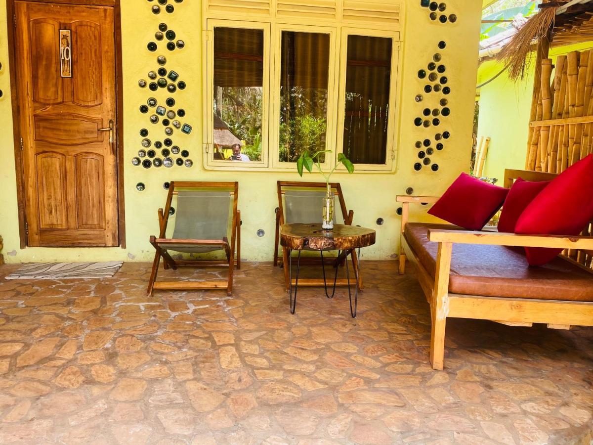 Afro Smile Hotel & Guest House - Jinja Zewnętrze zdjęcie